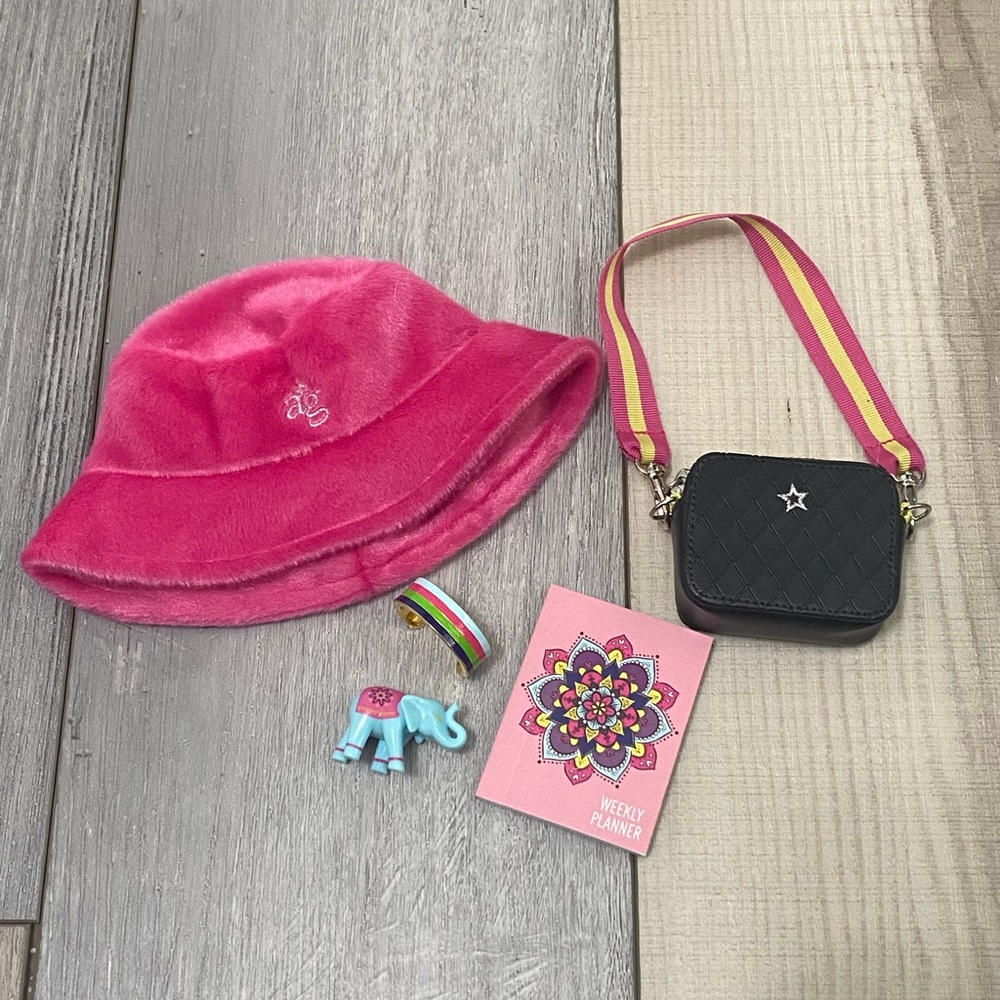 American Girl Kavi Sharma Accessory Set